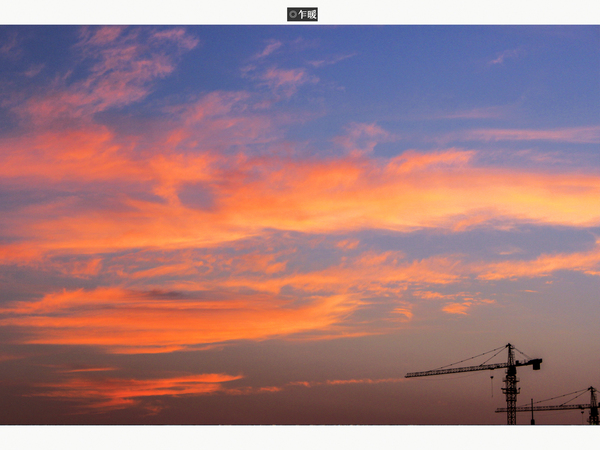 和你一起走在海边看日落,和你在海边漫步