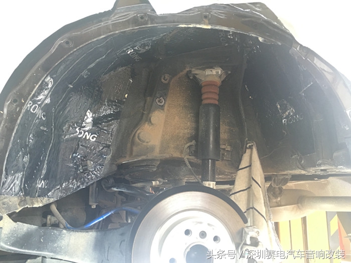 宝马x1改伊顿音响,宝马x1音响改装三分频