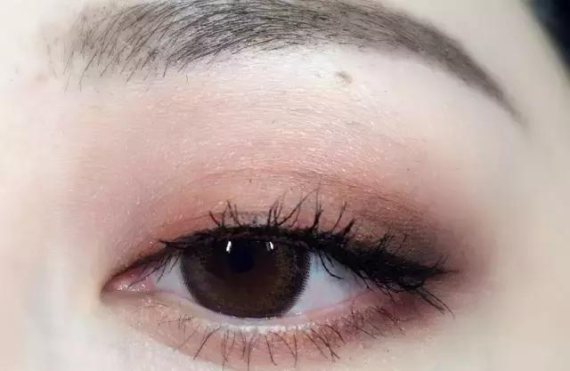 眼影盘推荐网红爆款日常妆,今年火爆的网红眼影盘你有吗