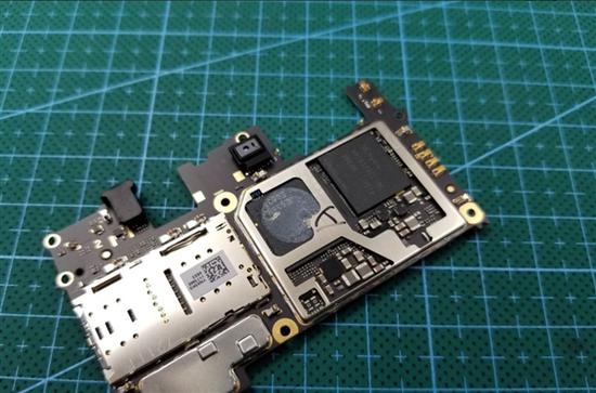 锤子坚果pro使用一年感受,锤子坚果pro26+256拆解