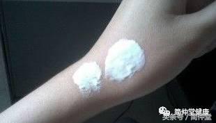 牙膏的妙用,牙膏的妙用洗白衣服