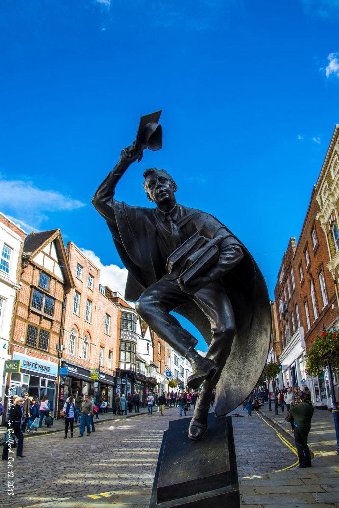 萨里大学生留学条件,英国留学萨里大学