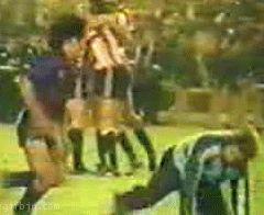 足球搞笑gif假摔,足球搞笑图片视频