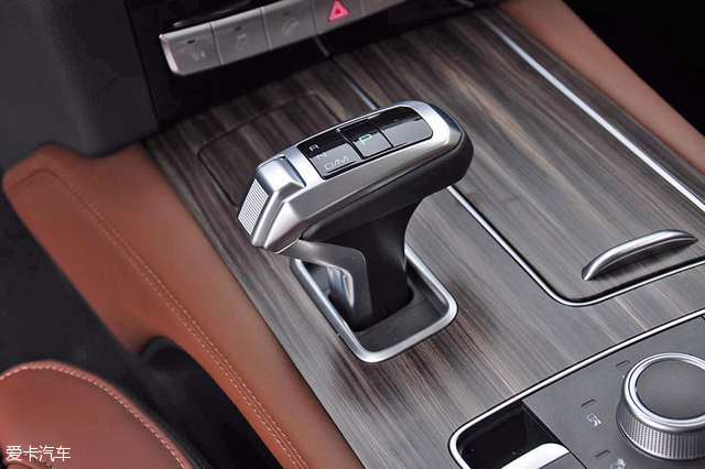 最新版哈弗h9价格27.27万,新款哈弗h92022款报价多少钱