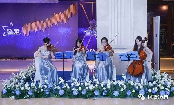 “星空”下的婚礼，将浪漫进行到底……