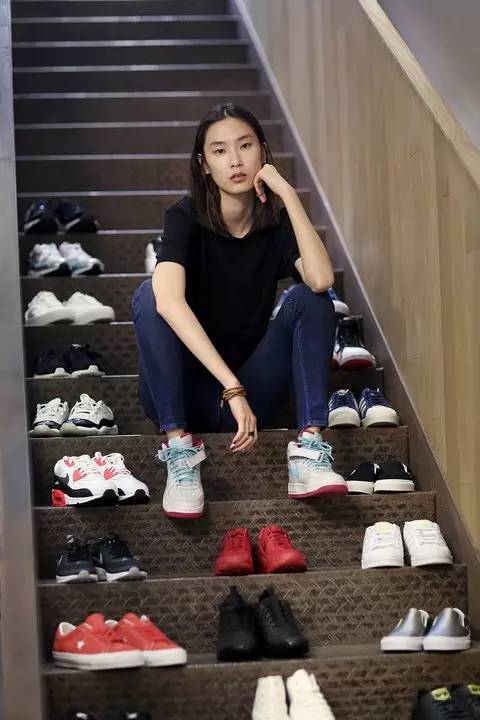 大学中肯定有这7潮人!土豪级的、省吃俭用的、还有买假货?