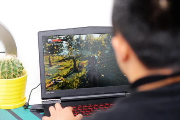 联想拯救者r720和y7000哪个好,联想拯救者r720-151kbn怎么样