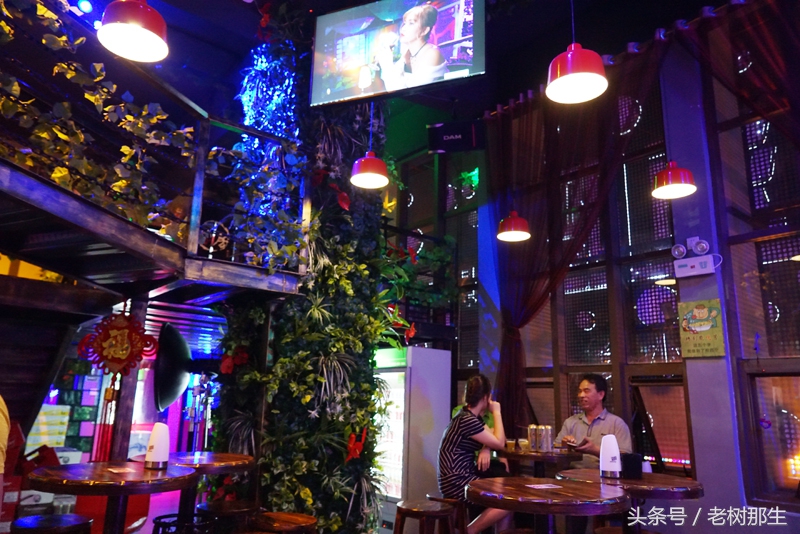 牛了，南宁这样酒吧开张，竟然有10多位音乐大伽前往捧场