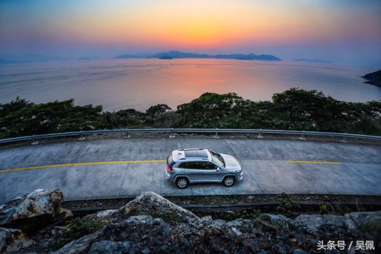 试驾17款jeep自由光2.0l优越版,2021款jeep自由光试驾