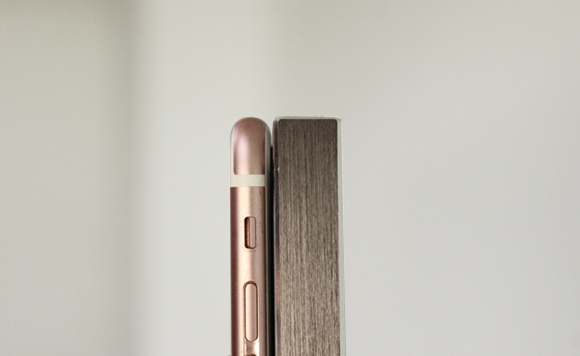 一台电视,一台电视一台投影