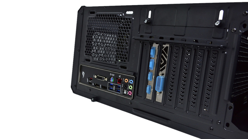 做一个低调的硬汉——塞恩1开箱上机实录