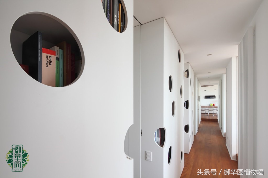 别墅植物墙设计费用,别墅大面积墙面设计