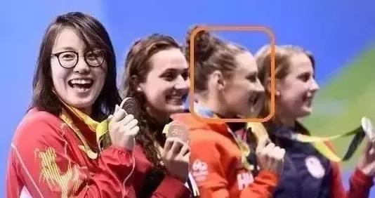 同济大学行政管理系队无敌了?