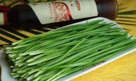 温馨的父子互动,父子俩的日常互动