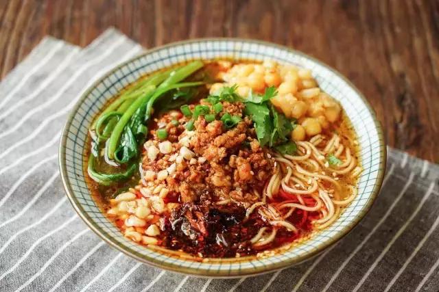 它叫小面,从此没有面敢叫大面