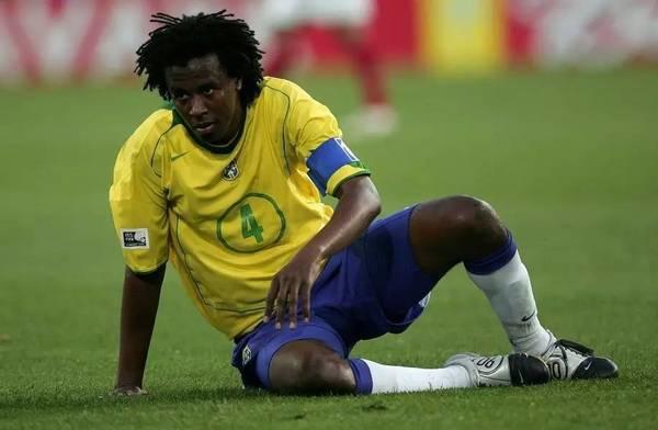 罗马托蒂退役时刻,托蒂退役前进球