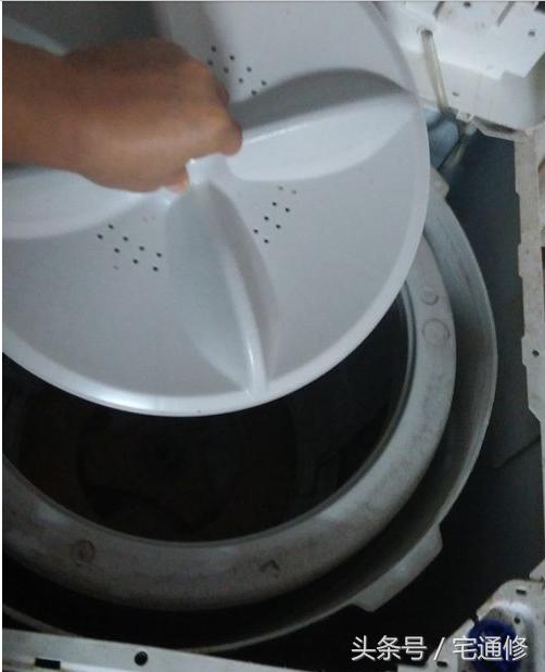 洗衣机有异物掉进去会不会有异响,洗衣机外桶掉进异物怎么办