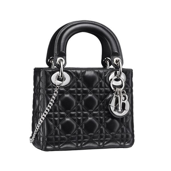 2万多元经典款也可以很时髦,买名牌包升值