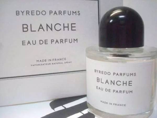 樊姐送关关的香水,樊姐送给关关什么香水