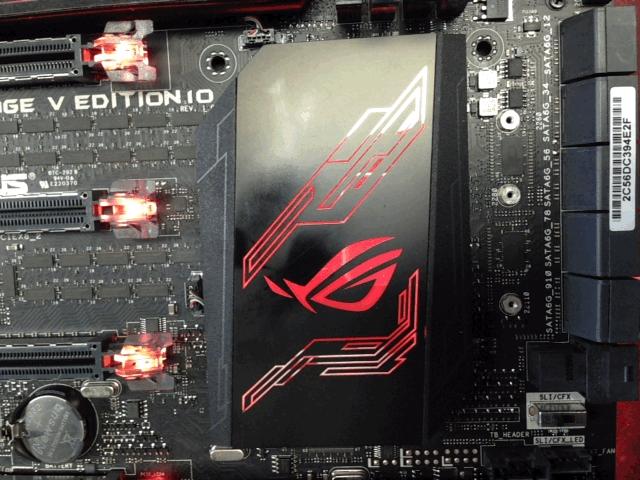 rogr5e工作站主板,灯光音响都很棒