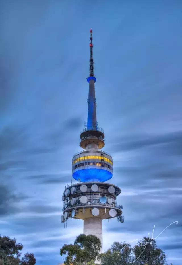 帝国大厦、堪培拉电讯塔、广州塔、杭州东站，浙大用这种方式庆生