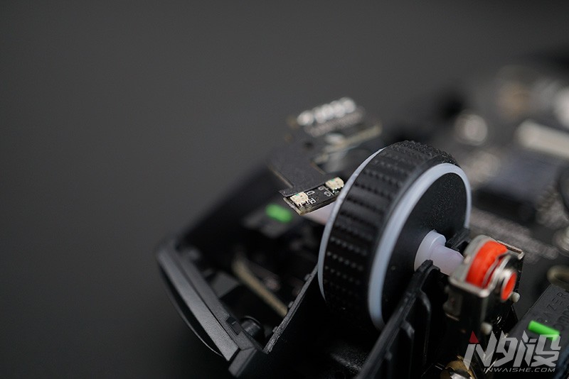 razer锐蝮蛇竞技版怎么调,razer曼巴眼镜蛇精英版鼠标评测