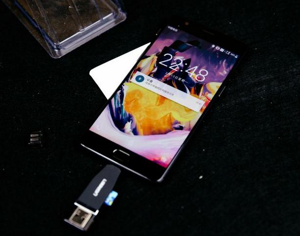 不支持tf卡的手机卡槽能放tf卡吗,手机tf卡可以储存应用吗