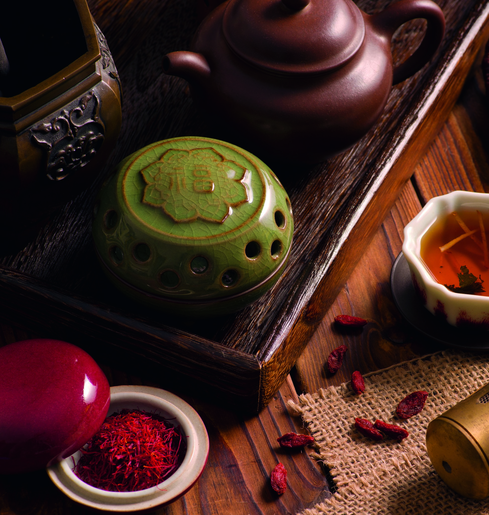 冬病夏调养艾灸养生,冬病夏治女性