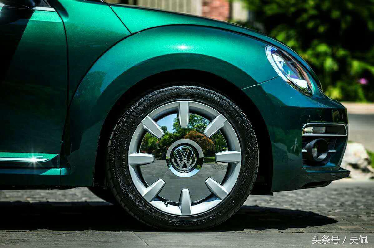 甲壳虫翡冷翠和竹篱绿区别,翡冷翠版甲壳虫图片