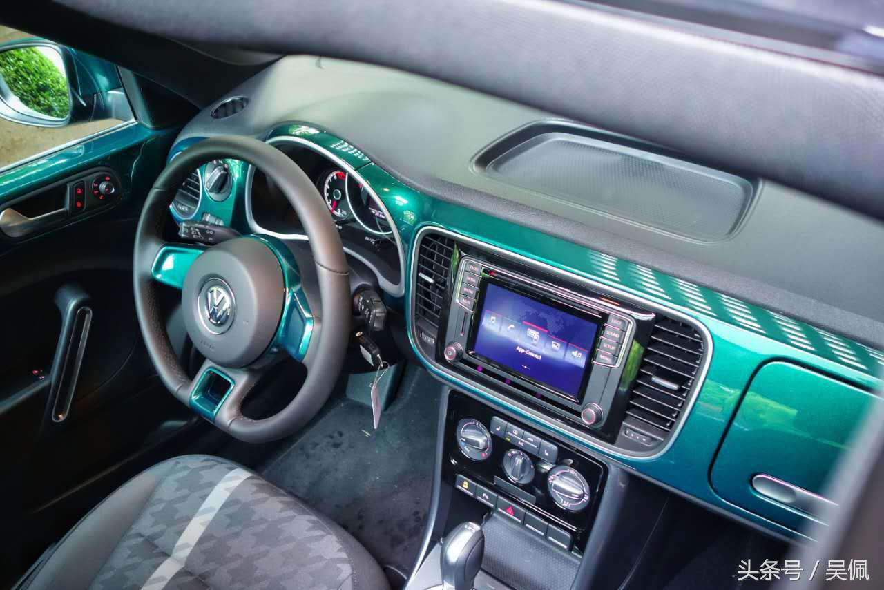 甲壳虫翡冷翠和竹篱绿区别,翡冷翠版甲壳虫图片