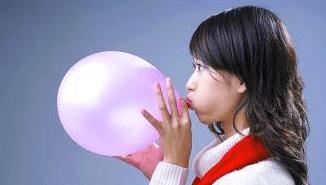 唱歌前怎么开嗓子正确方法男生,唱歌喉咙要打开还是闭合