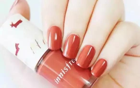 手是女人的第二张脸你们说对吗,手是女人的第二张脸谁说的