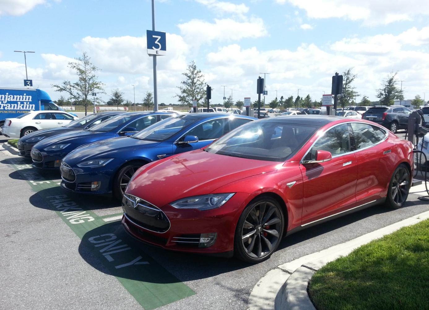 特斯拉的爆款即将到来，立贴明天这个时候看看model3实现没