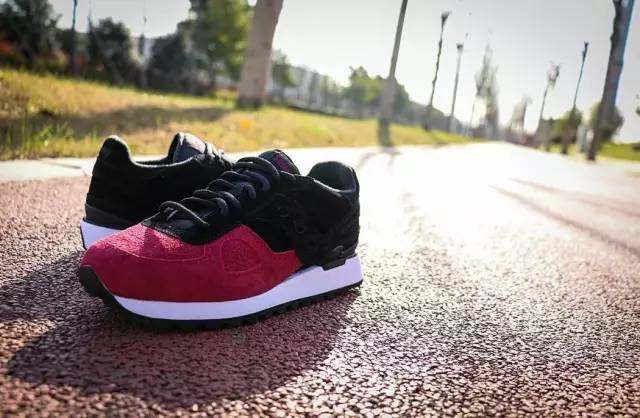 暴力拆解跑鞋,复古跑鞋测评和拆解