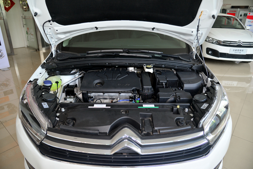 如何全面了解雪铁龙c4世嘉,雪铁龙c4世嘉1.6试驾视频