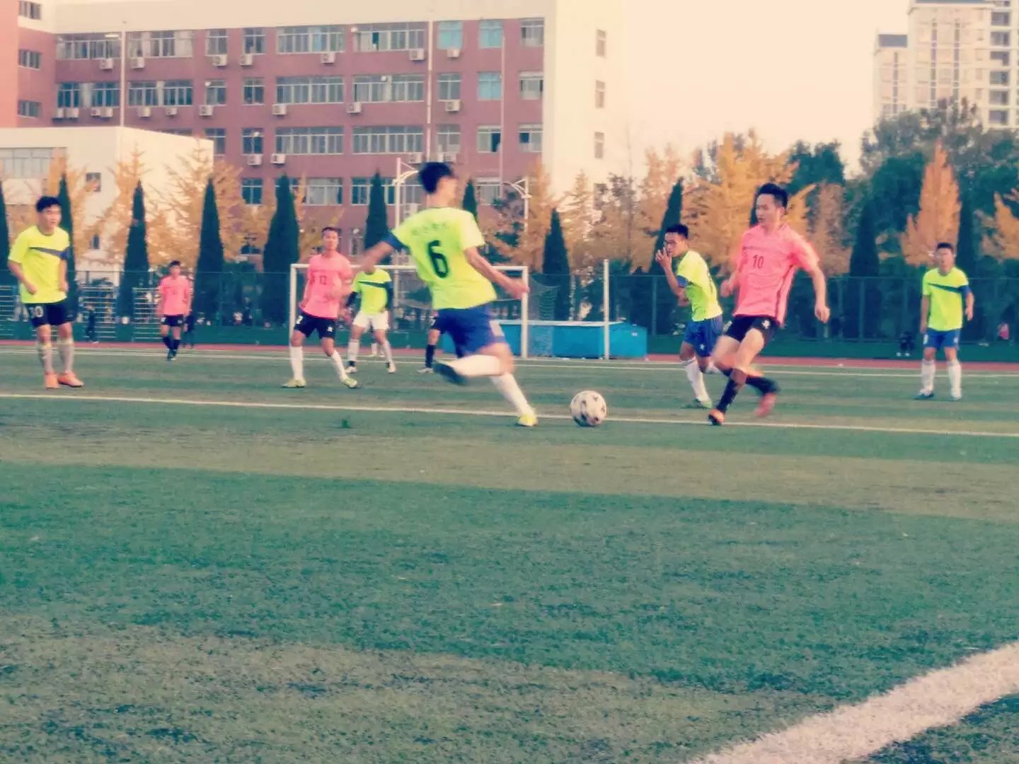 酷暑来袭防暑降温,炎炎夏日酷暑来袭