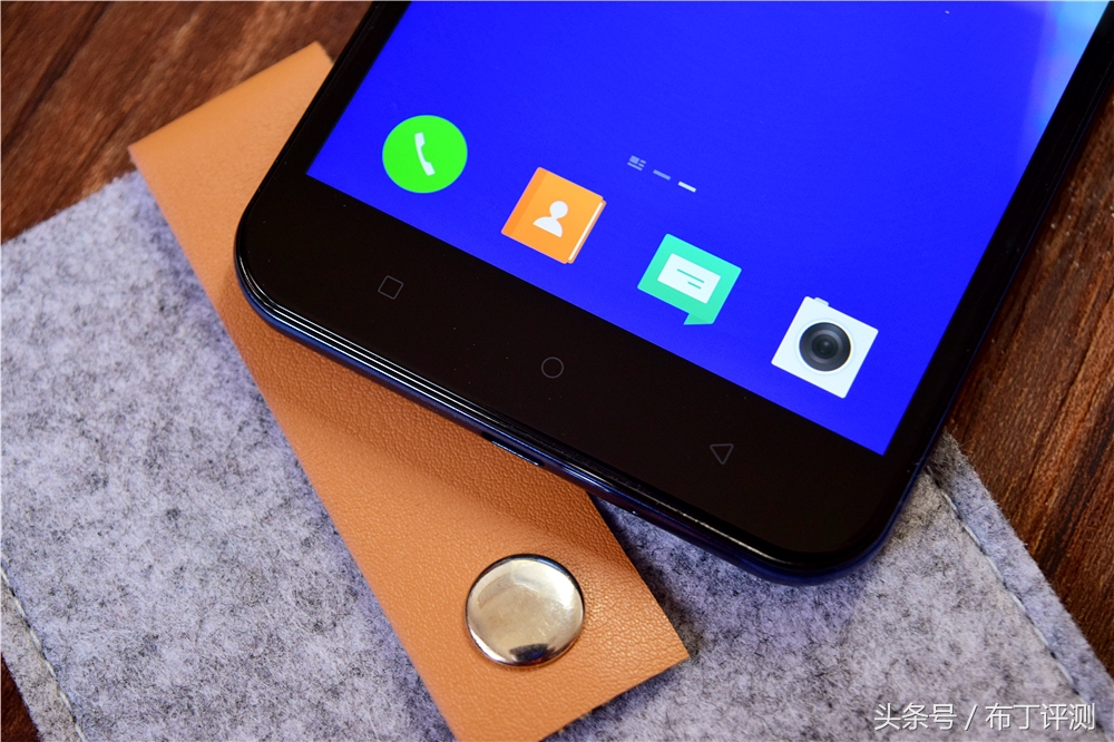 超逼真的裸眼3d壁纸手机,裸眼3d屏幕手机好用吗