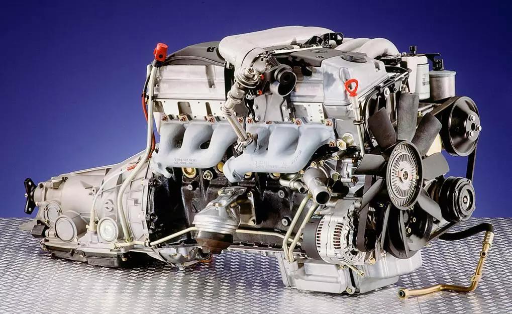 宝马奔驰2.0的发动机哪个好,宝马和奔驰的区别在哪里