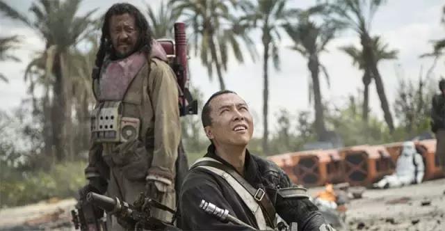 台湾同性婚姻合法化，好莱坞的LGBTQ角色却是为搞笑而存在？