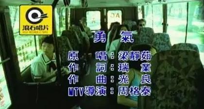 阿姨月入三万被质疑,月入三千中产群体