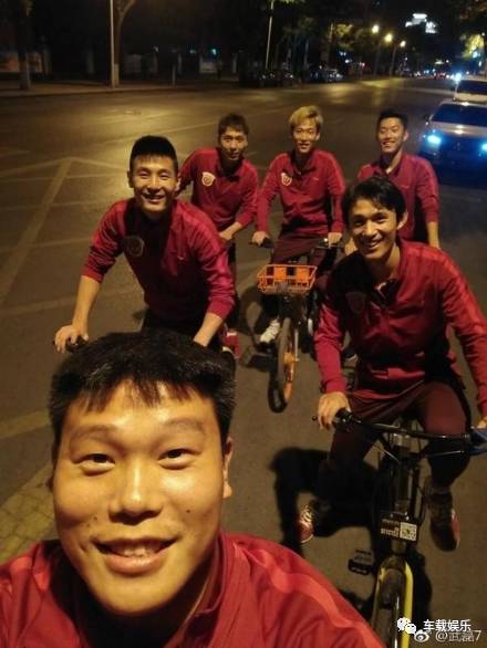 卡纳瓦罗的座驾,卡纳瓦罗买的中国车