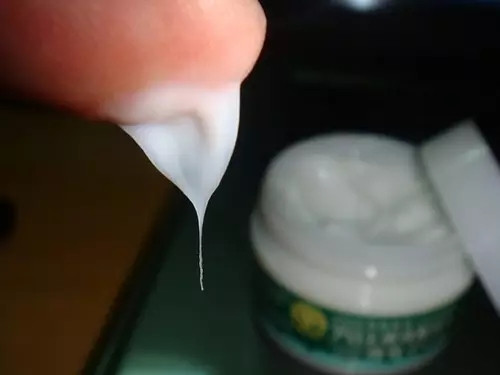 适合夏季用的清爽的平价面霜,平价又高保湿的面霜