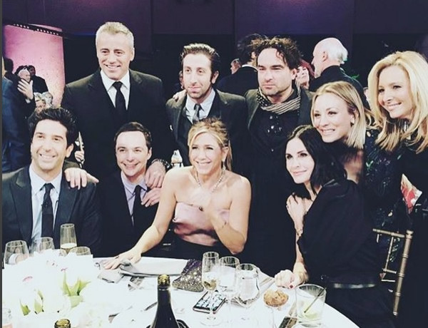 小说中是否应该“植入”？当代小说中的流行文化之争