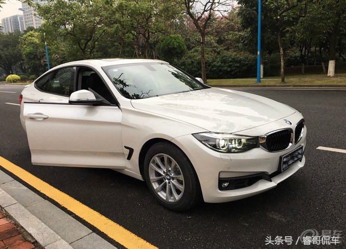 宝马3系gt2020款330落地多少钱,36万落地宝马3系
