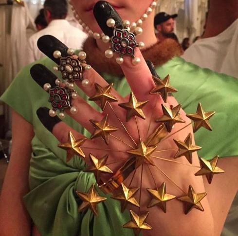 gucci2018早春衣服图,GUCCI古驰短袖穿搭