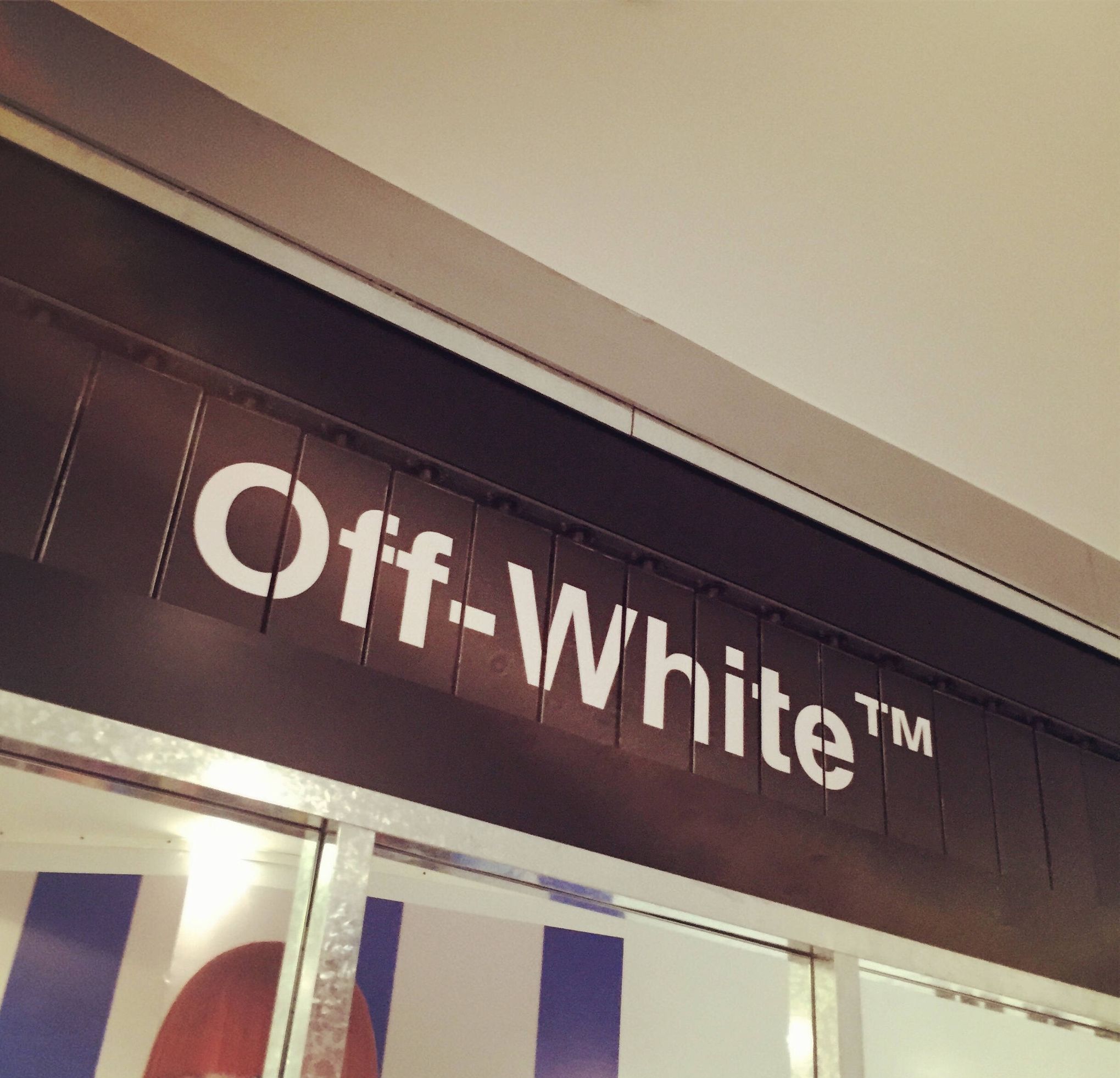 服装流行品牌款式有哪些,上档次的服装品牌有哪些