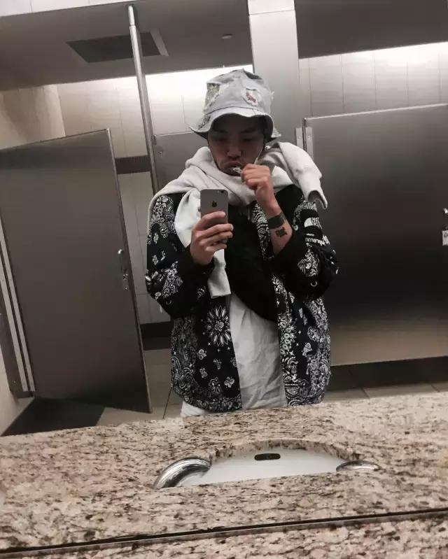 头条｜除了GD，他才是韩国嘻哈圈最会穿衣男人！