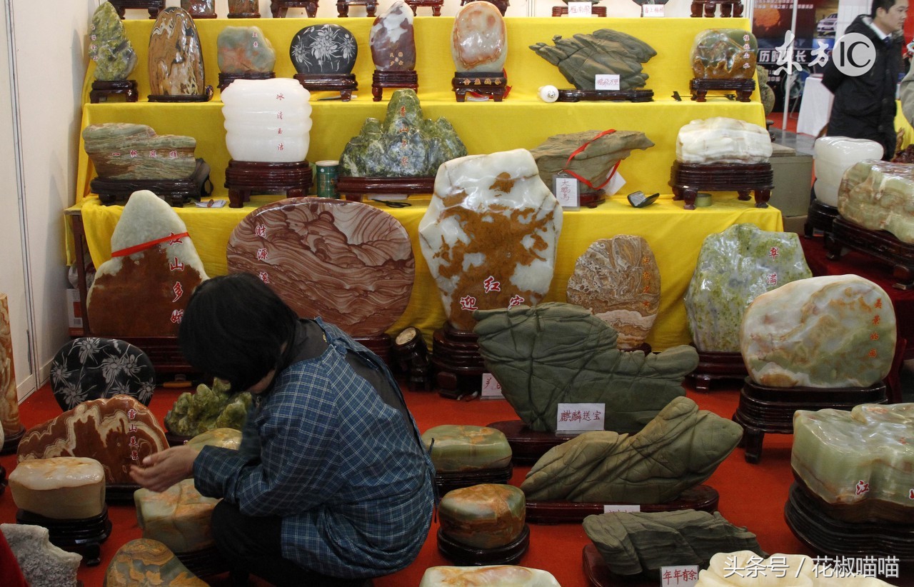 用火烧头发能检测玉石真假,用火烧头发鉴别玉准确吗