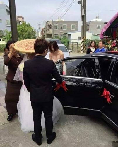 藤椅好漂亮，哪买的？不知道能不能撑起两个人啊