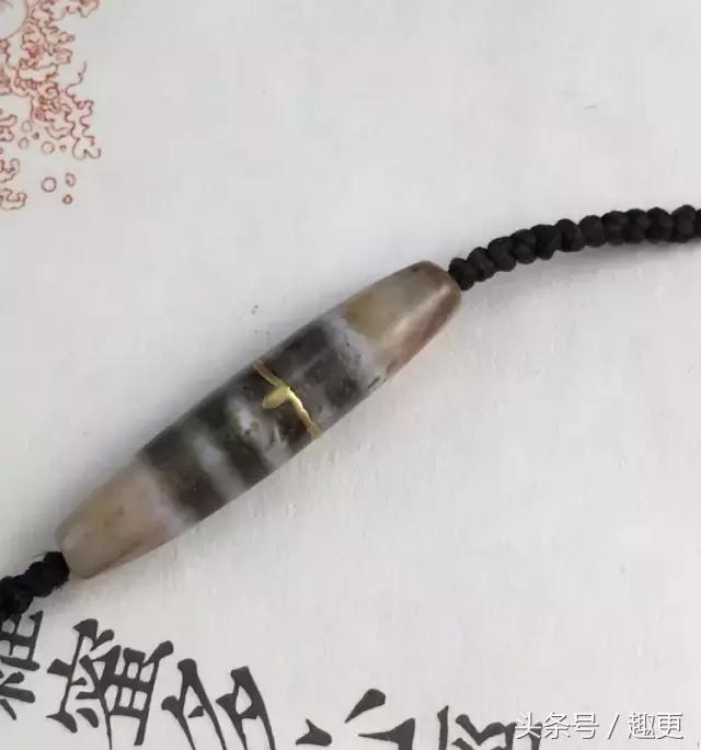 蜜蜡摔断,蜜蜡摔成两半怎么修复深圳